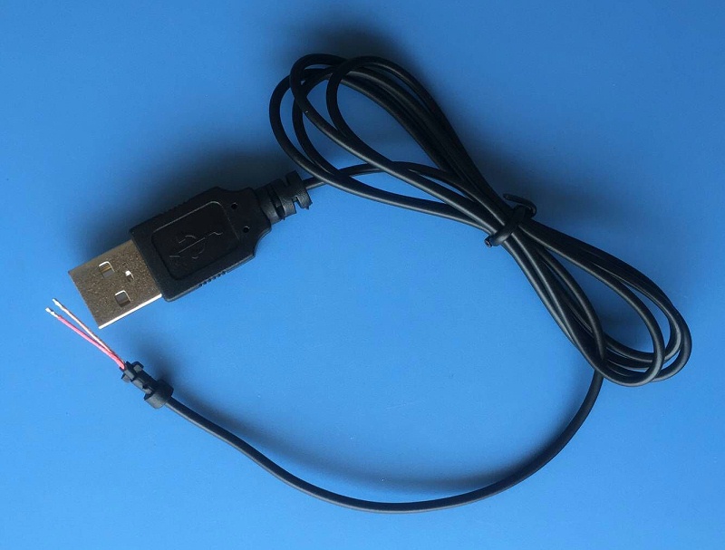 手機(jī)無線充底座USB數(shù)據(jù)線定制